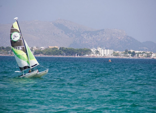  Catamaran initiation 